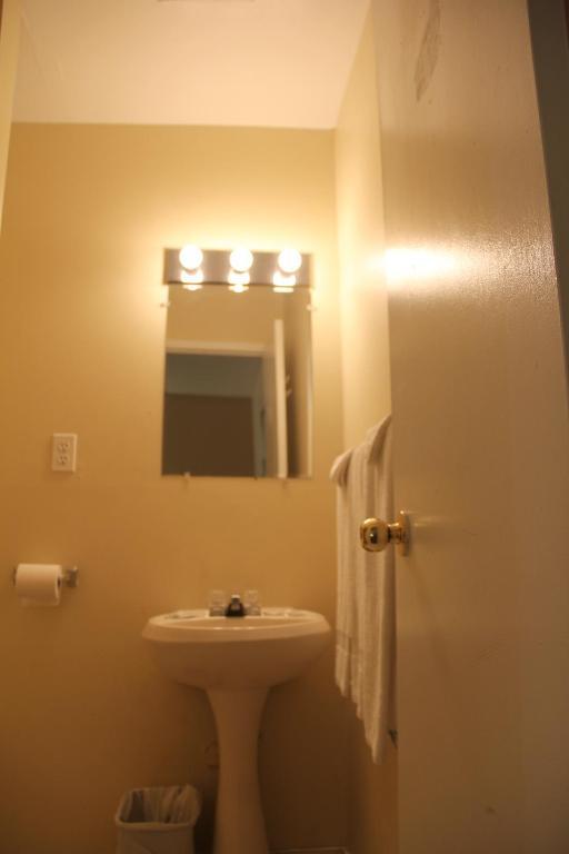 Niagara Inn & Suites 객실 사진